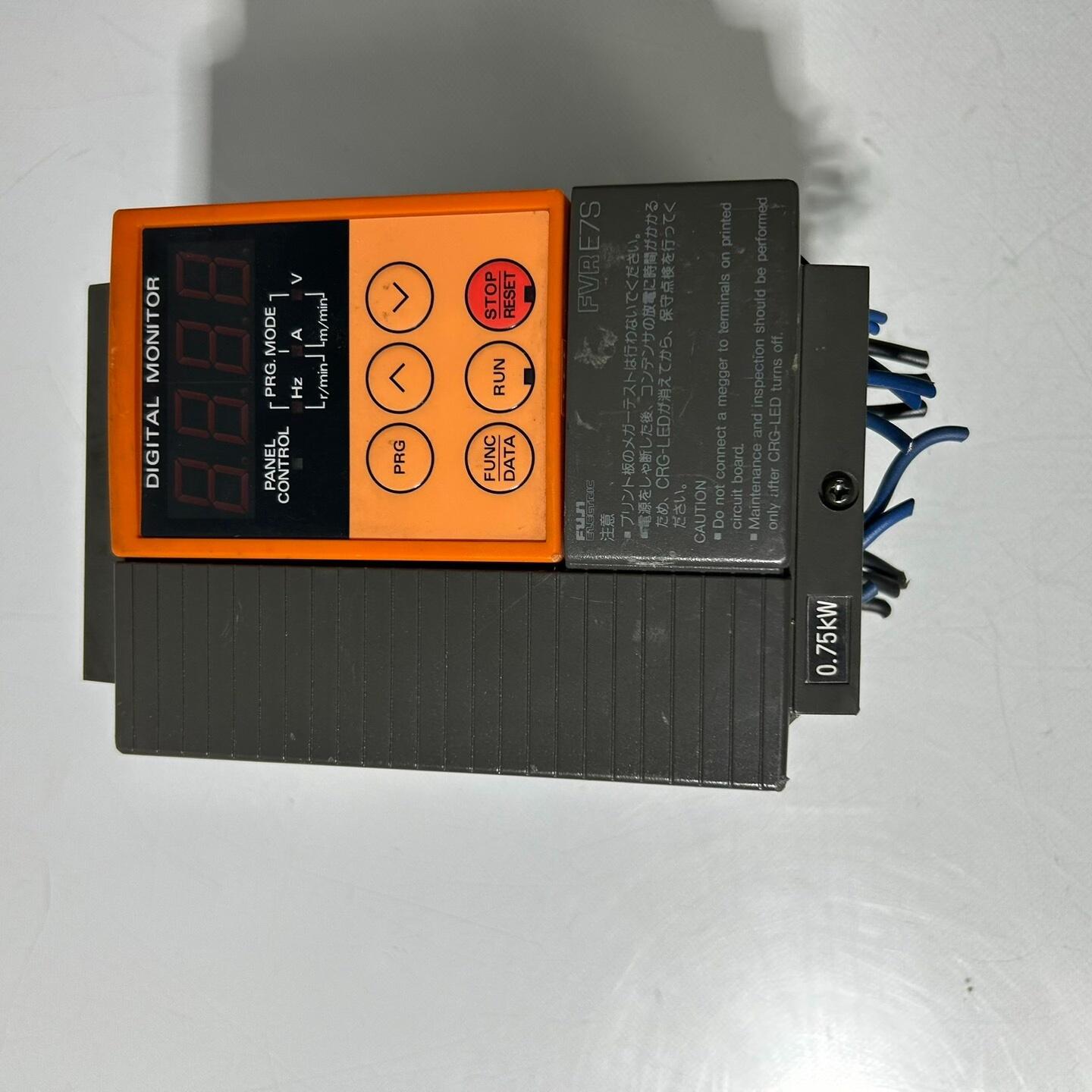 FVR008E7S-2S变频器 图片实拍 需要
