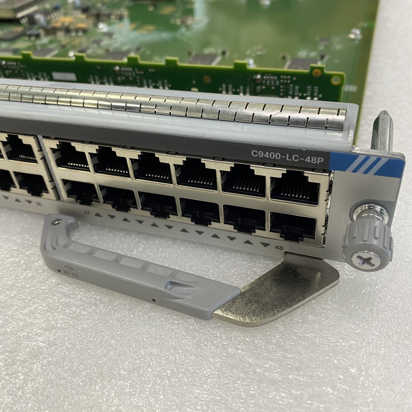 C9400-LC-48P 裸卡。测试OK。实物图1