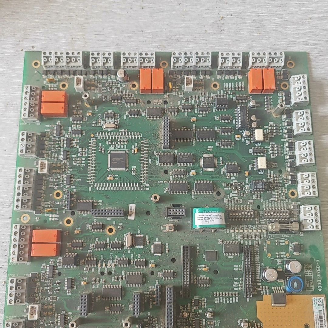 AMAG symmetry 门禁控制器 M2150 4DBC