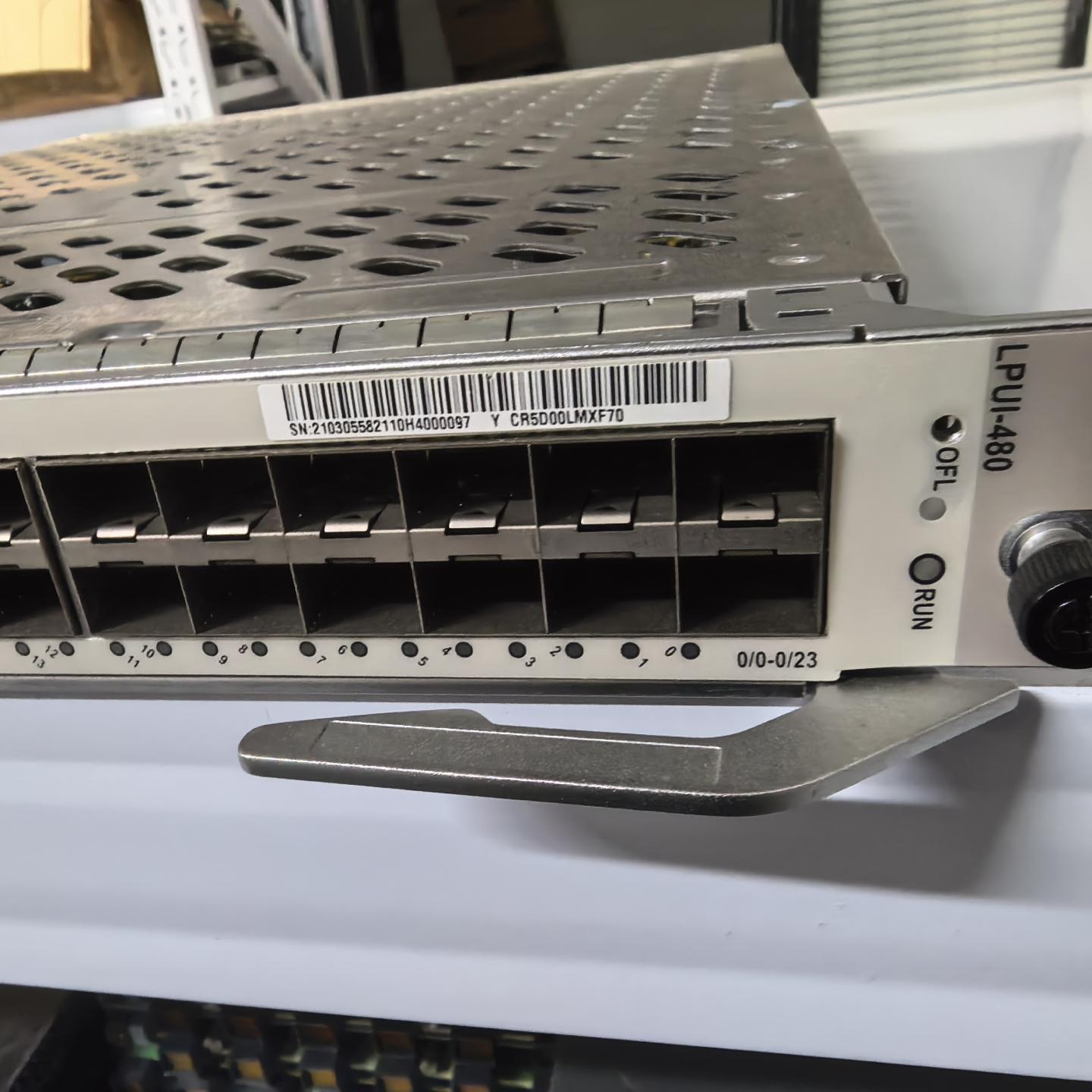 NE40E-X8A/16A路由器48口10G板卡 型号C