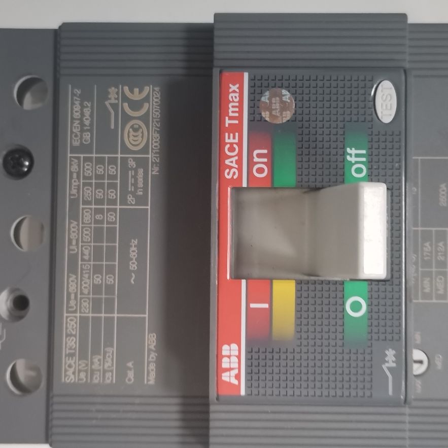 T3S250 TMD250/2500FF 3P 101526