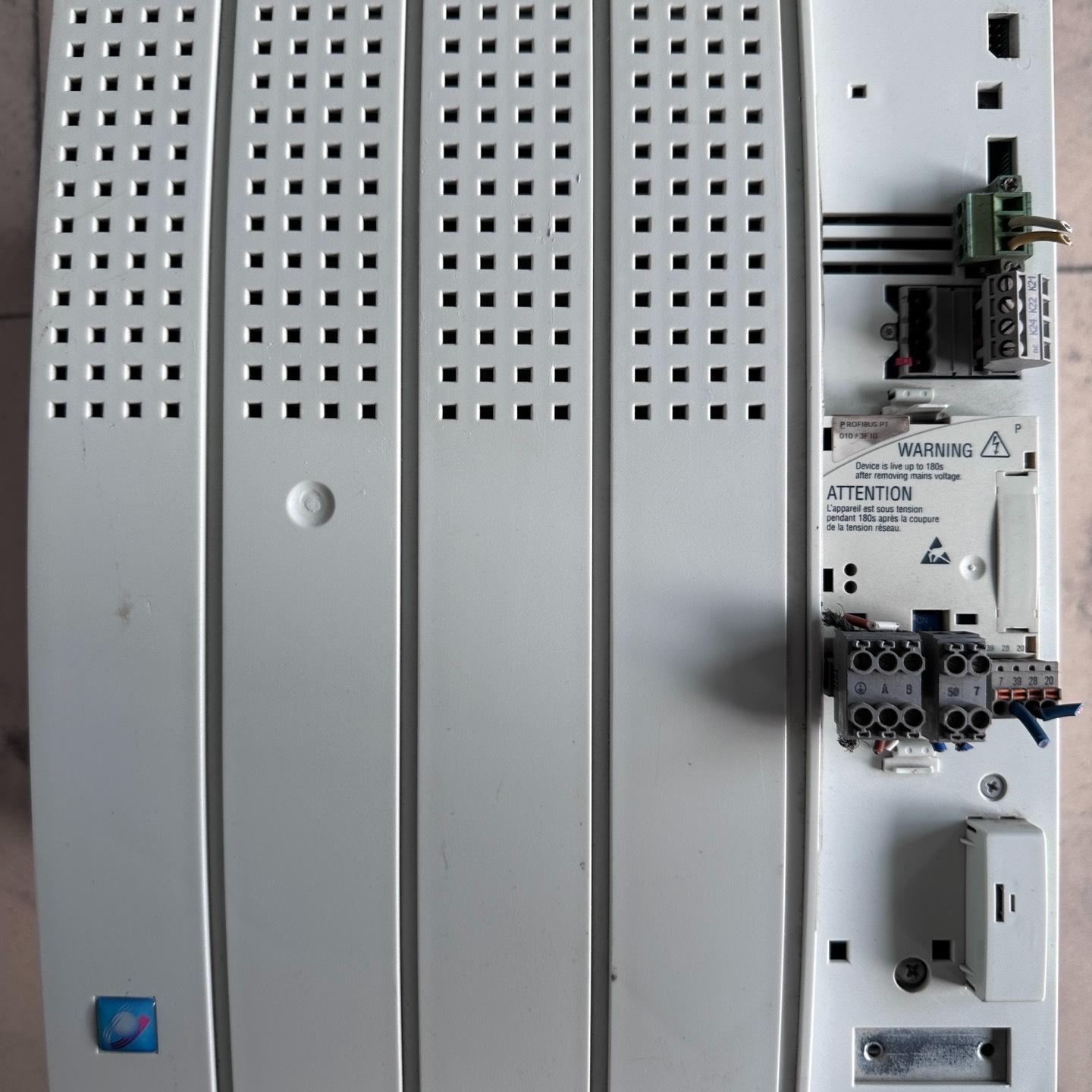 伦茨变频器E82EV223K4B201  380v 22Kw