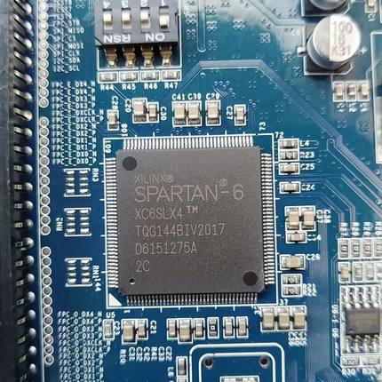出售带板芯片 型号是XILINX Spartan-6 XC6