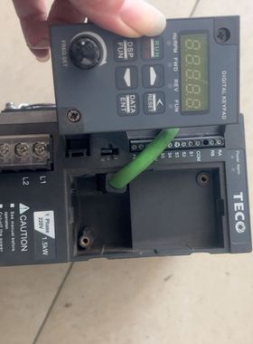 东元S310-202-H1DC(2/1.5kw) 实物拍