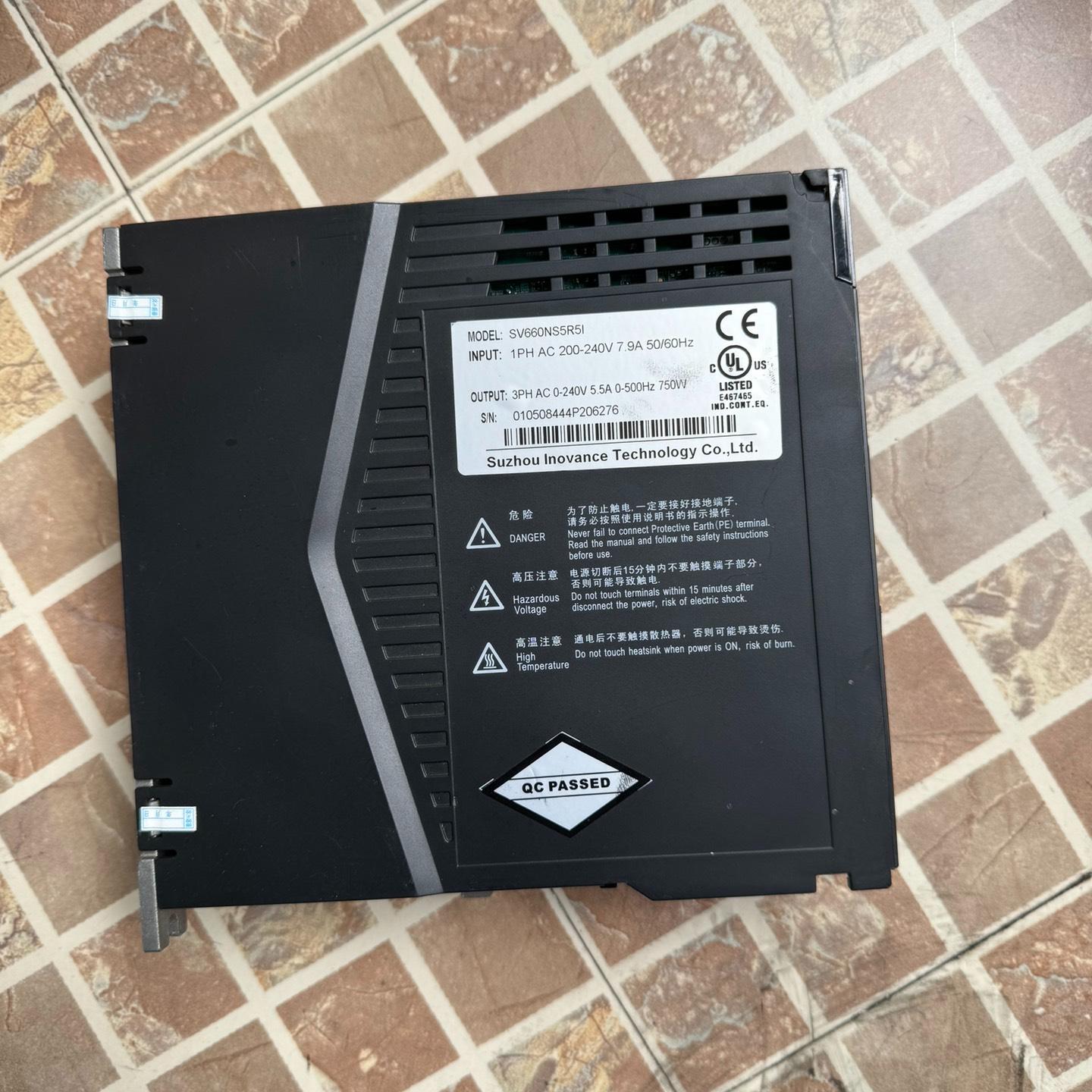 汇川驱动器 SV660NS5R5l 功能包好 成色如图 实物