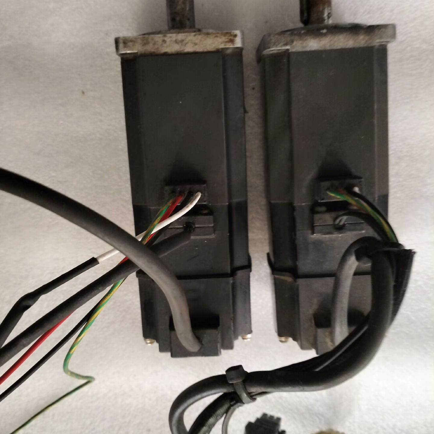 伺服电机HC-KFS43B 实物图拍功能正常 不33