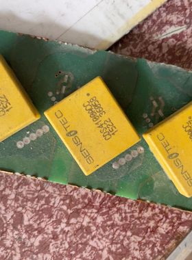 出这款黄色的路斯特CDS4100ACA电流互感器采用高质量材