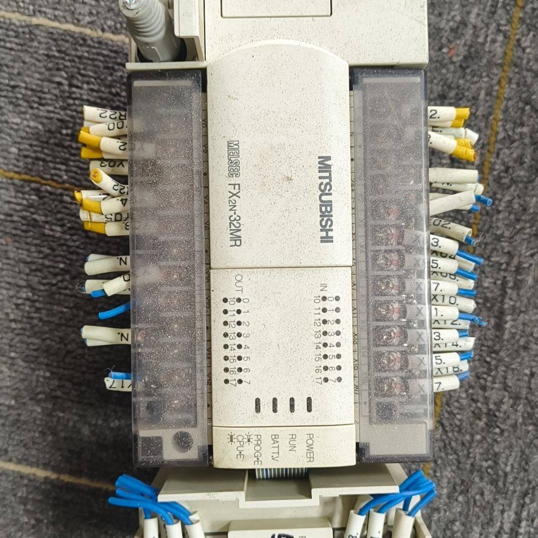 PLC FX2N-32MR 日本 AC85-26