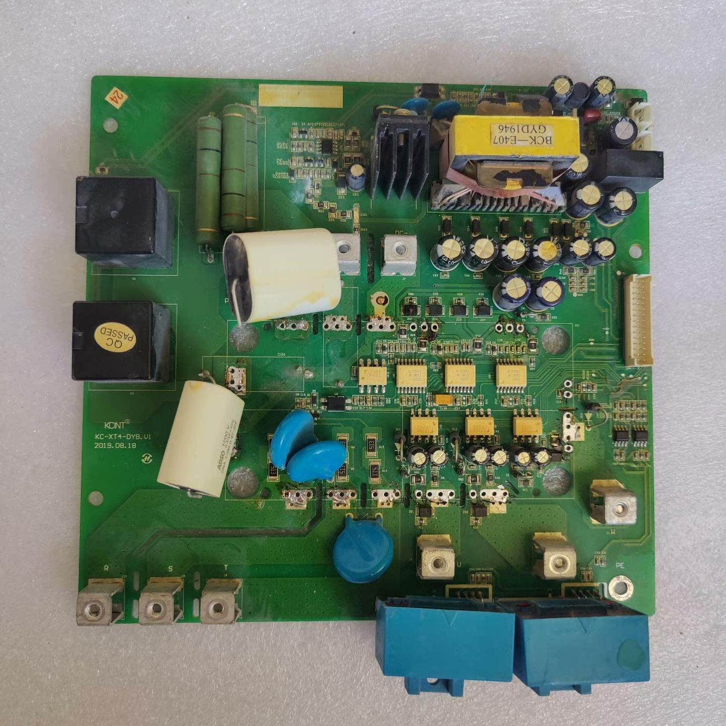 KC-XT4-DYB.V1 变频器电源驱动板带互感器SCK3