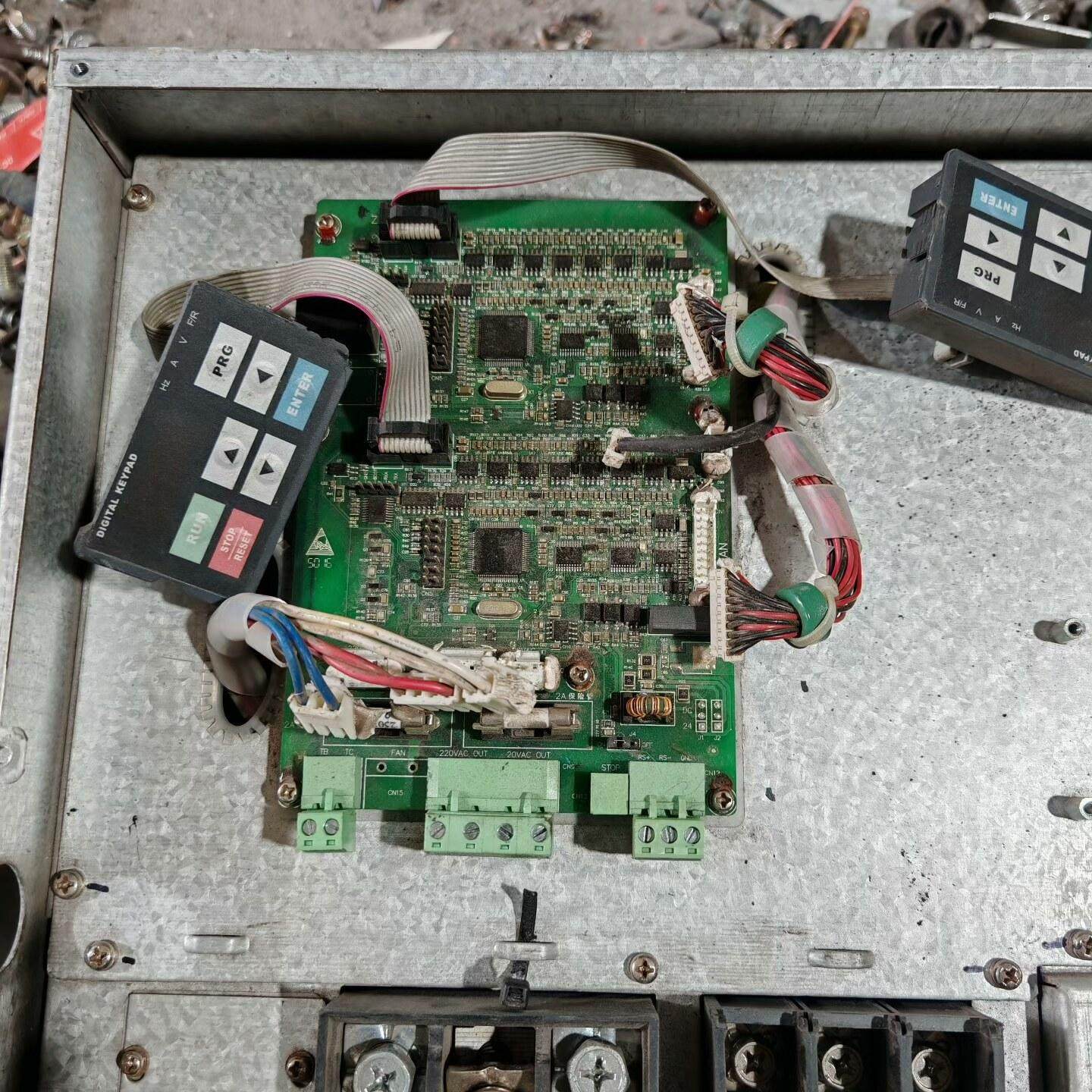 众辰变频器主板ZI1KZ21E 实物拍摄 看图