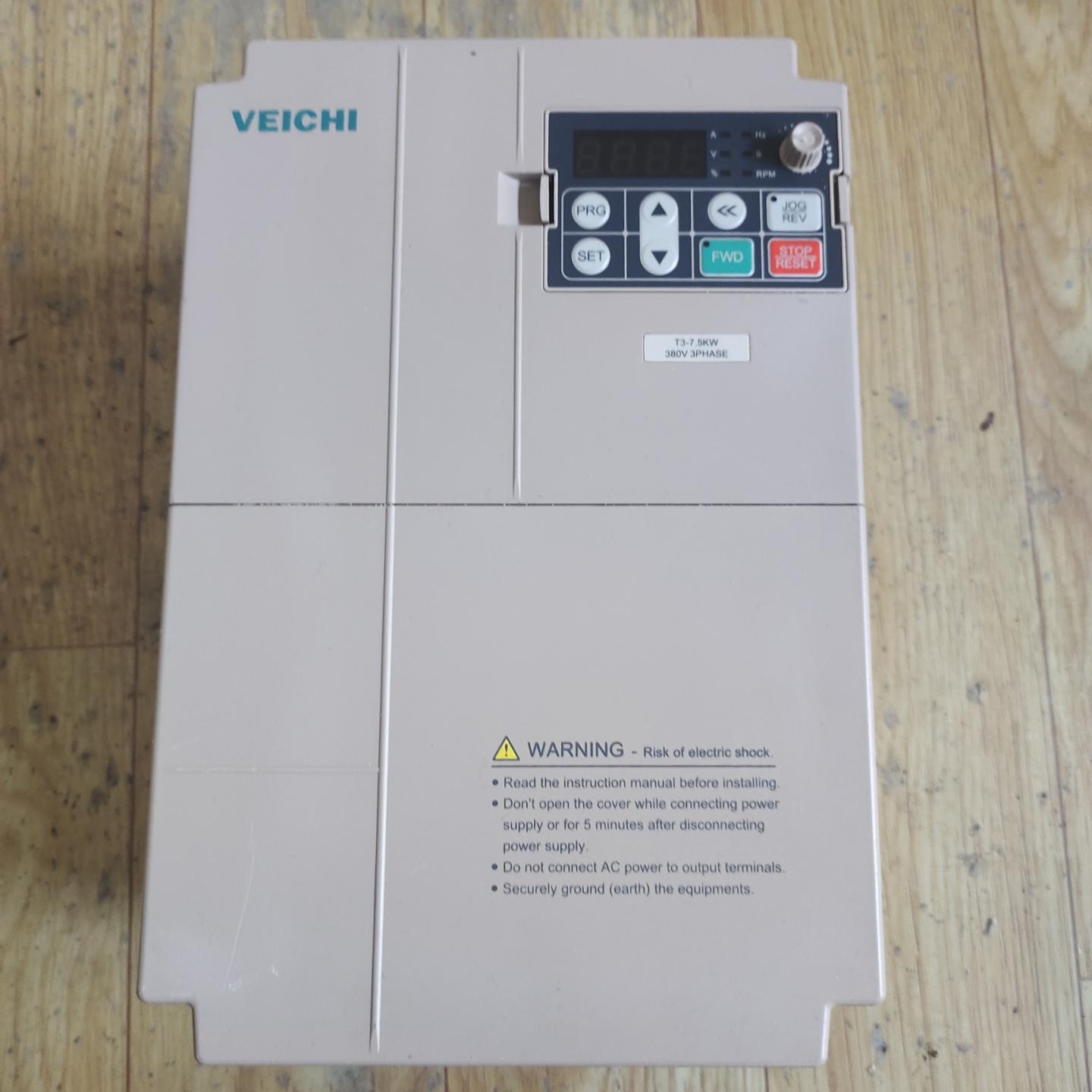 伟创变频器ac90-t3-7r5t  7.5kw  380v