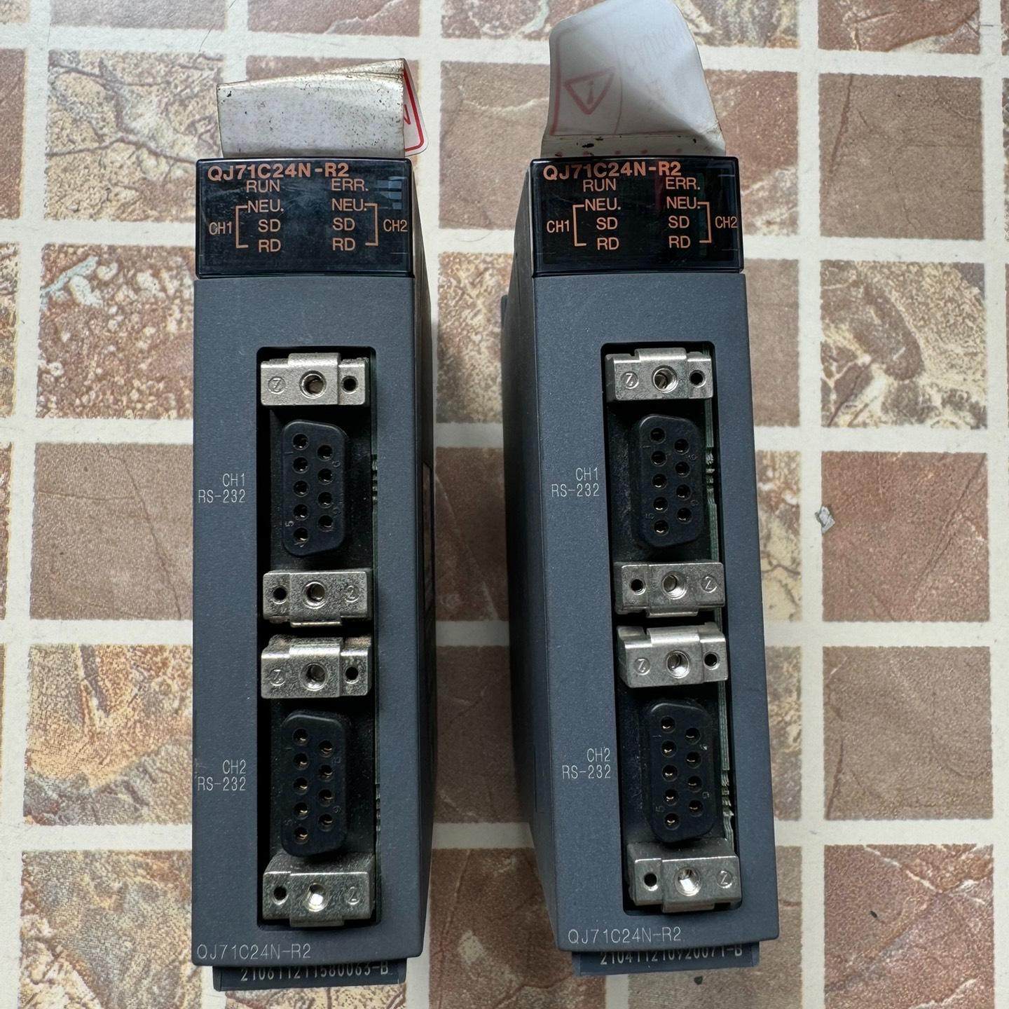 模块 型号QJ71C24N-R2 包 功能包好