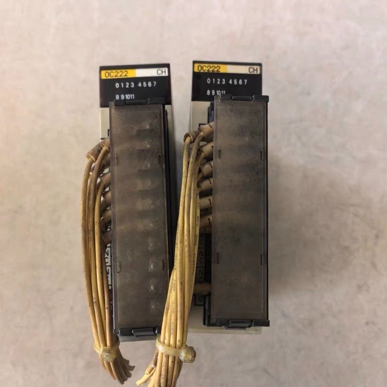 PLC模块C200H-OC222 0C222 OC22