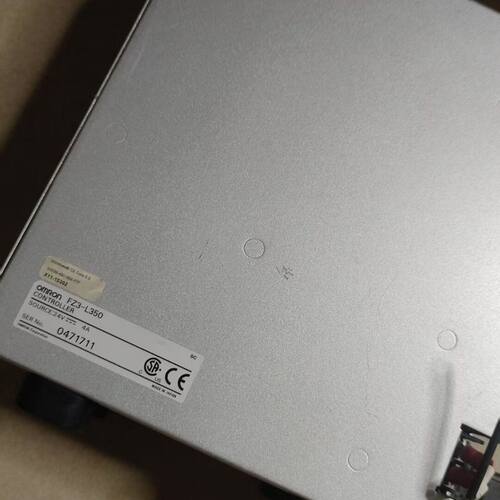 龙控制器FZ3-L350 拆机的 成色漂亮 通电显示