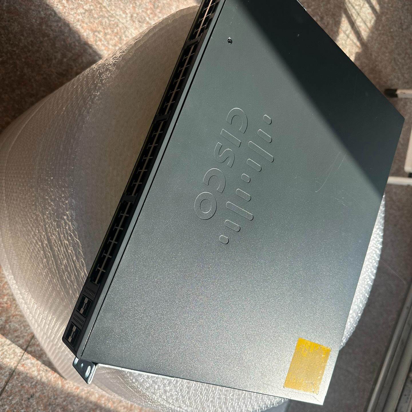 WS-C2960X-48FPS-L 千兆poe交换机 带