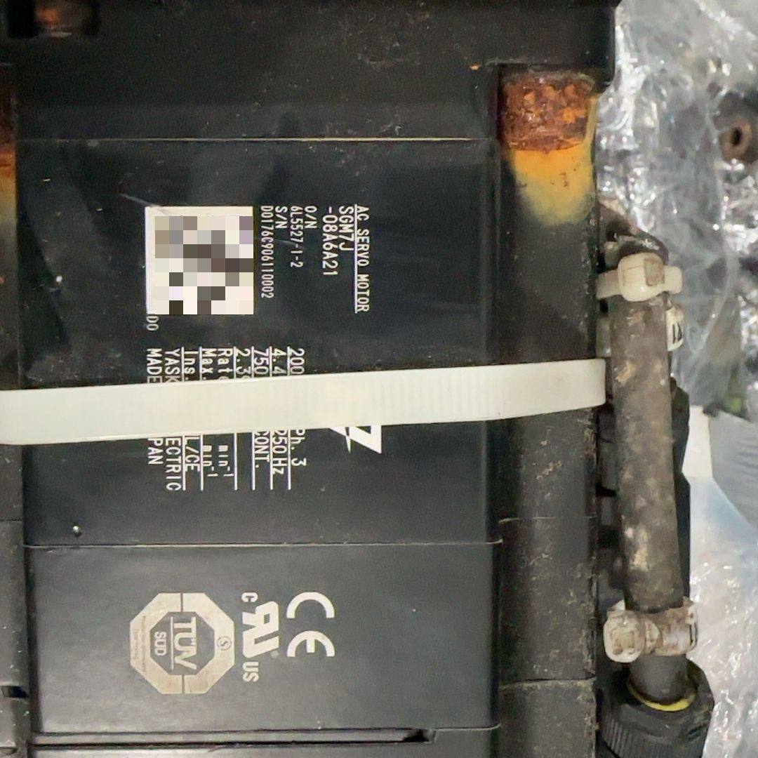 安川7系列电机SGM7J-08A6A21