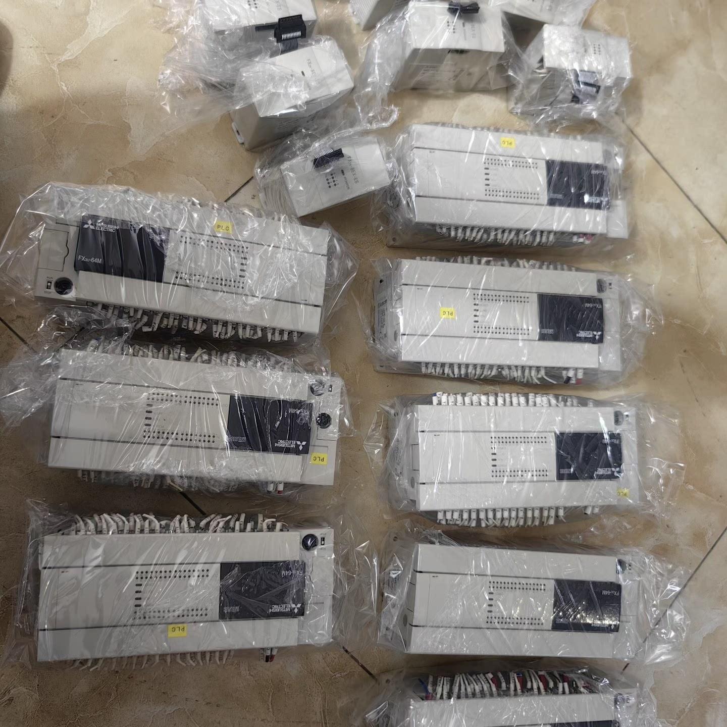 PLC FX2N-8EX-ES/UL、FX2N-8EX-