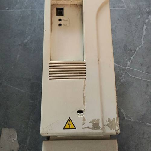 变频器ACS800-01-0011-3＋P901  没