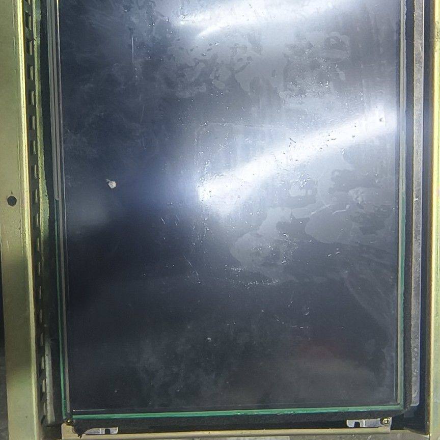 日本光洋触摸屏型号如图里面有一张研华som-4451f主板