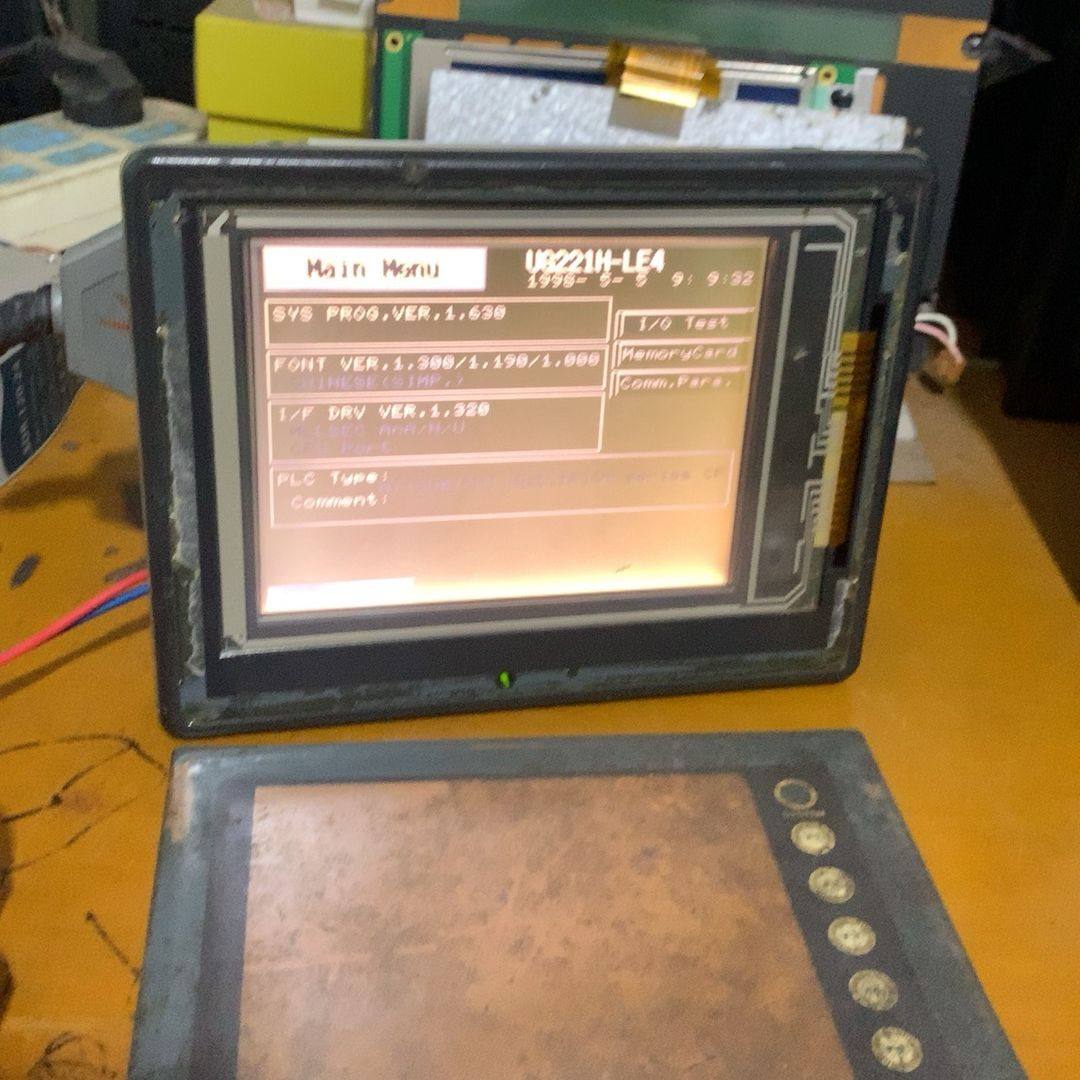 触摸屏UG221H-LE4Z2 成色如图 功能包好 感兴