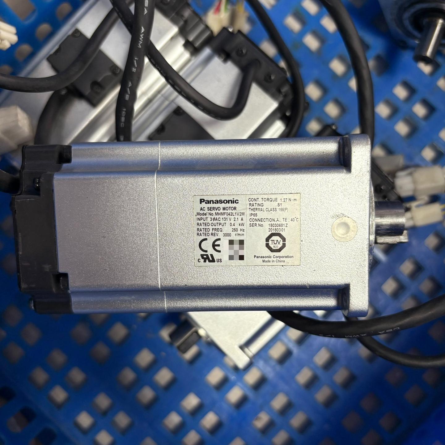 A6 MHMF042L1V2M 400W带刹车伺服电机