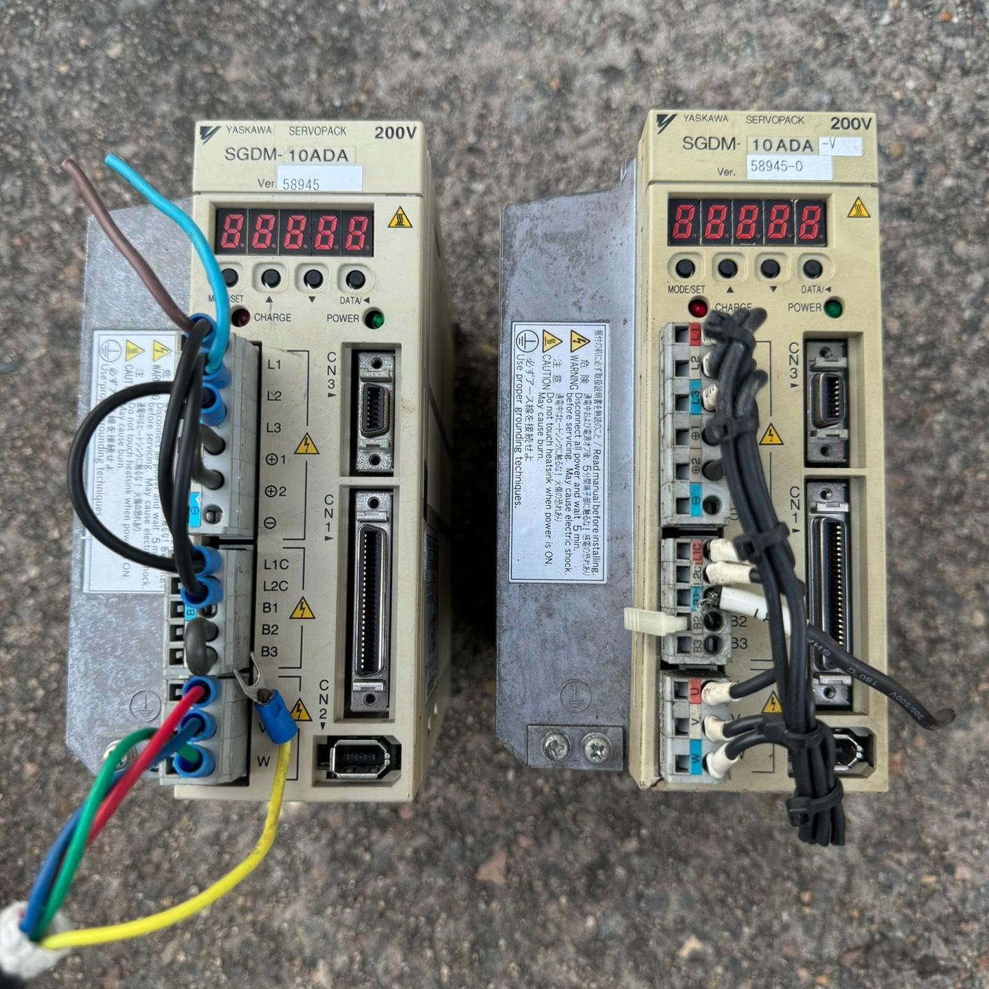 安川伺服驱动器 SGDM-10ADA-V 实物拍摄 功能正常