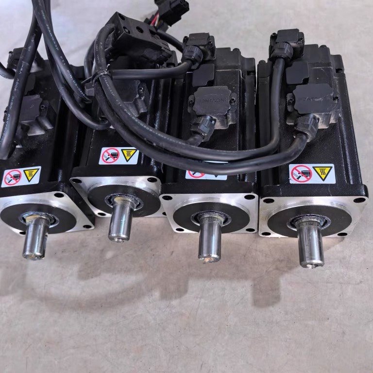 汇川伺服电机MS1H1-40B30CB A334Z-S 0.