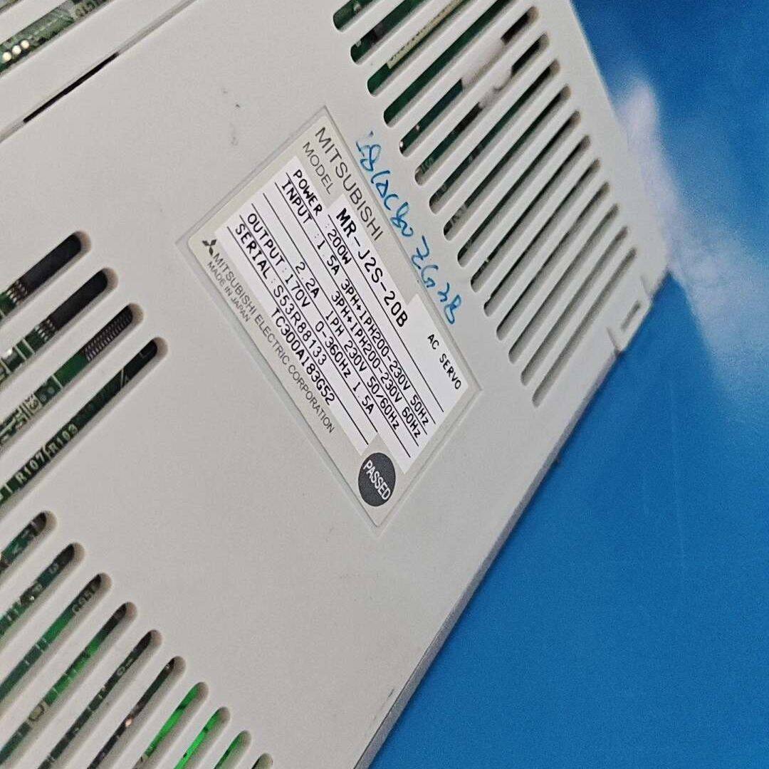 伺服驱动器MR-J2S-10A 100W功率