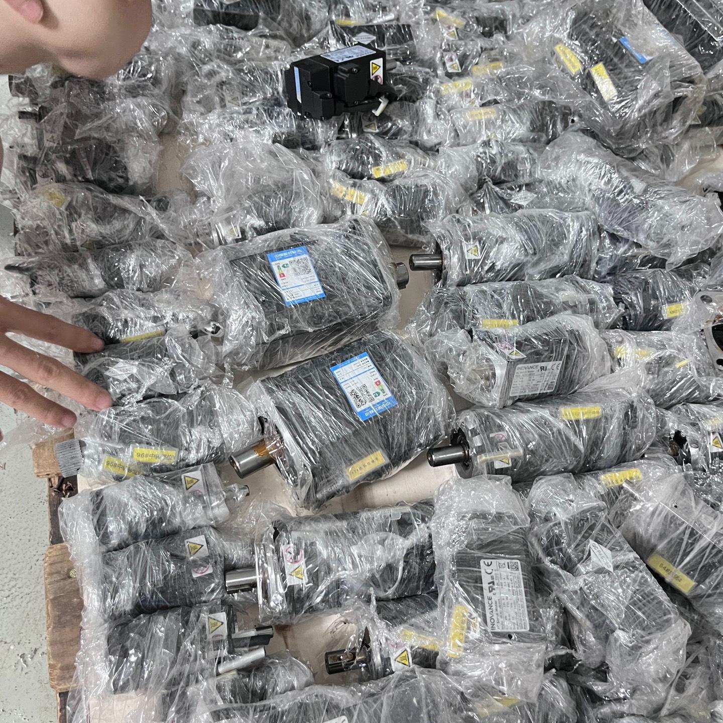 汇川伺服电机MS1H1-10B30CB-T330Z。 180