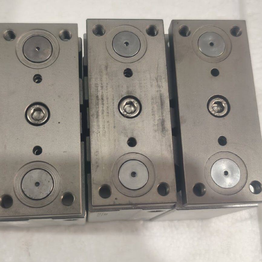 TCM25x50S三轴气缸现货4个 实物拍摄 成色如图