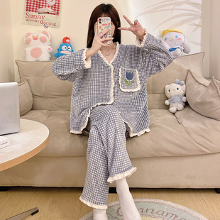 睡衣女款冬季珊瑚绒保暖冬天法兰绒长袖薄款春秋款格子套装家居服