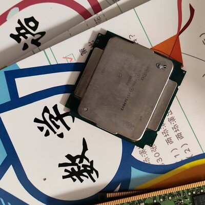 议价E5-2696v3 服务器CPU 18核心 36线程，2.