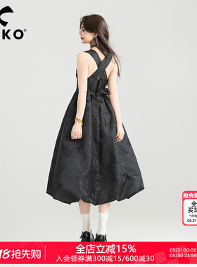 KEIKO 黑色光泽缎面吊带连衣裙夏季芭蕾风绑带蝴蝶结露背花苞长裙