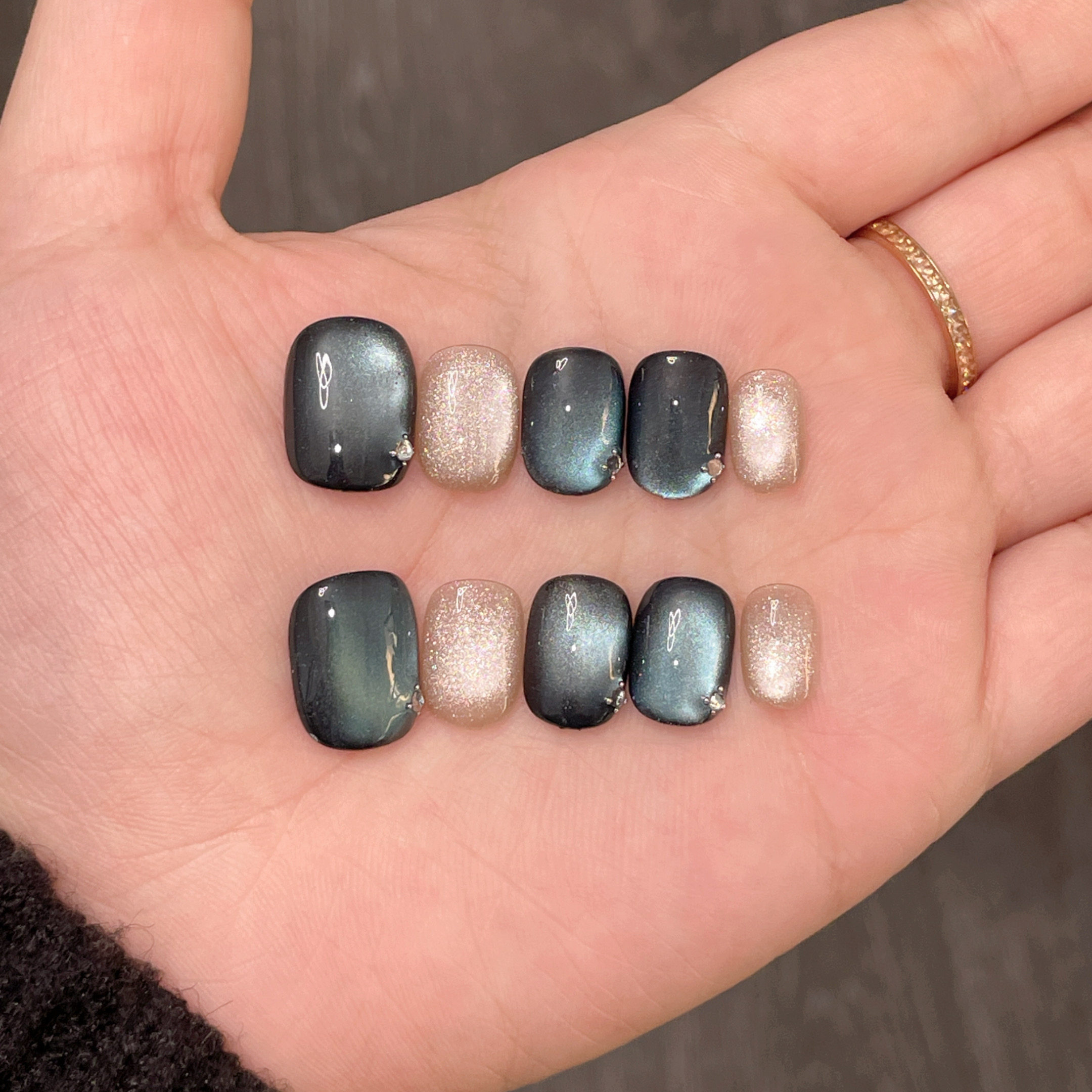 【 赫尔本蓝】纯手工穿戴甲蓝色高级猫眼纯欲豆豆甲,彩妆/香水/美妆工具,穿戴甲/甲片,淘宝优惠券,粉丝福利购,淘宝优惠卷