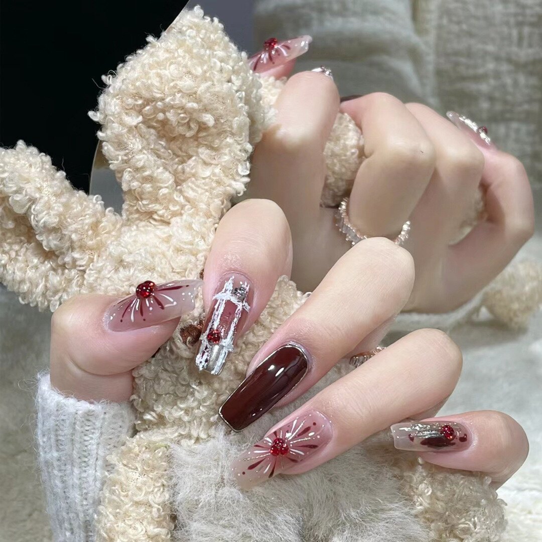 【85号】穿戴甲长款新年烟花闪粉美甲贴秋冬爆闪红钻气质假指甲贴