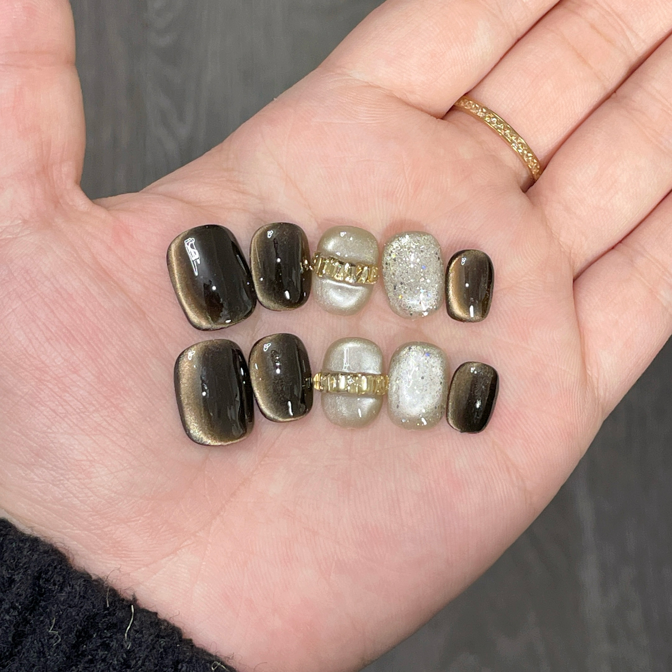 【墨雨云烟】秋冬新款猫眼显白美甲贴片纯手工穿戴甲片短款,彩妆/香水/美妆工具,穿戴甲/甲片,淘宝优惠券,粉丝福利购,淘宝优惠卷