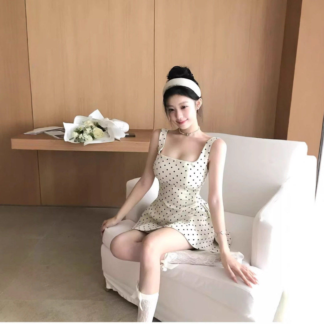 小个子法式波点吊带连衣裙子女