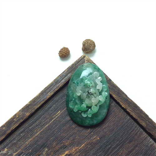 天然南阳独山玉牡丹挂件女款