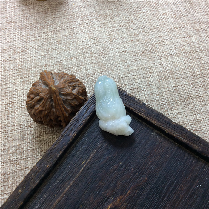 南阳独山玉透水白料招财吊坠白菜玉坠女士毛衣链独玉小款挂件玉佩