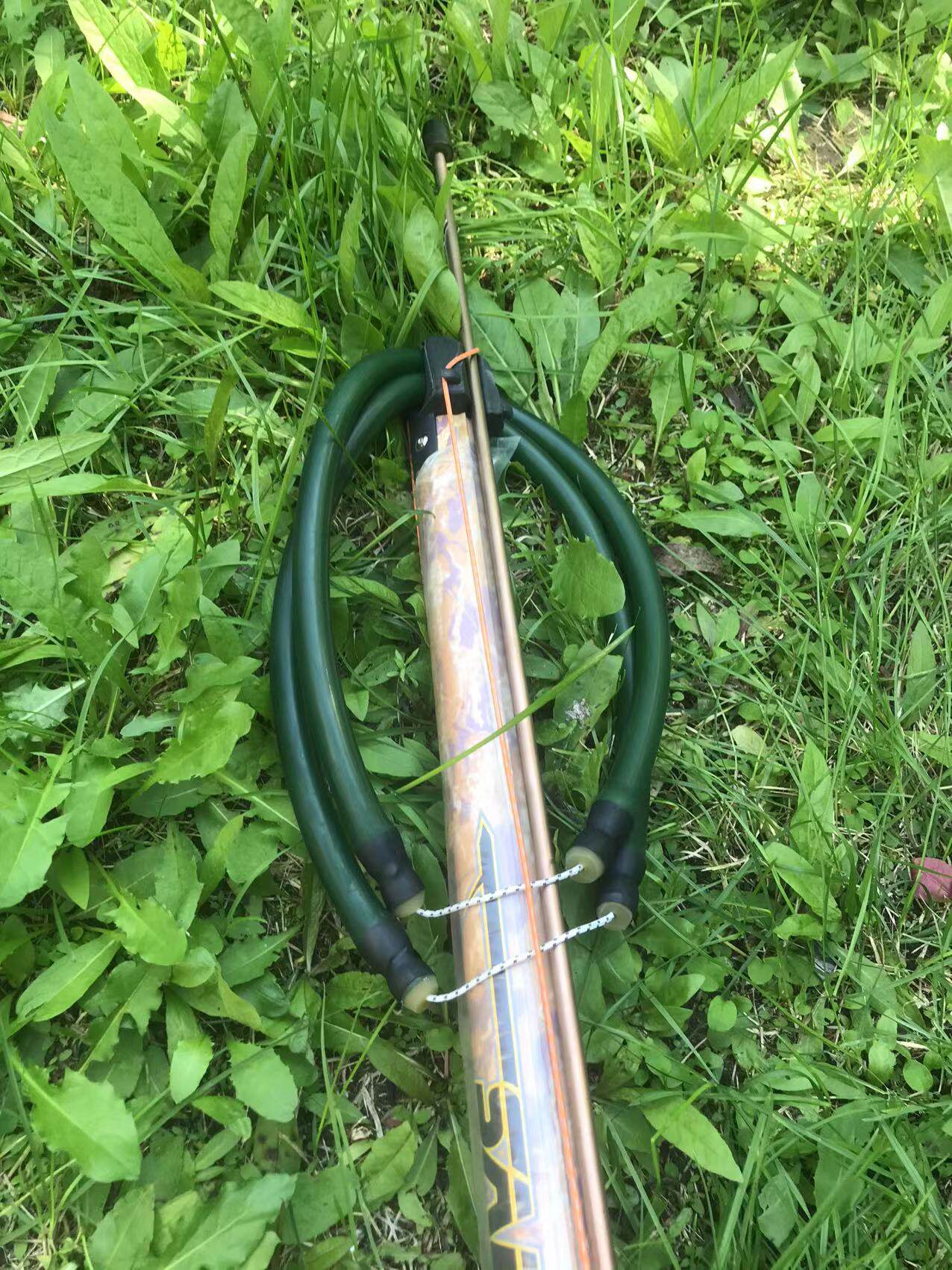 进口潜水射鱼枪 打深海鱼 潜水鱼枪 双皮筋 水下射鱼器
