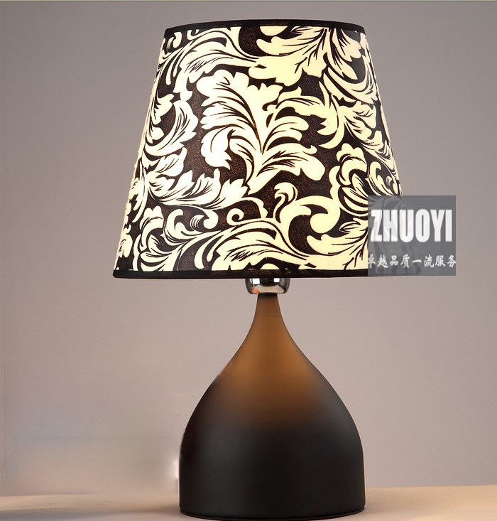 特价限区包邮现代简约时尚创意节能台灯卧室床头灯书房卧室布艺灯