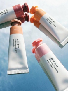 预*定 美国Glossier Cloud Paint 颜料管液体腮红Puff Dusk 10ml