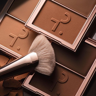 预*定 Patrick Ta新品双色古铜修容盘 修容刷Bronzer 10.5g