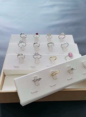 高白色首饰盒活动展示盘戒指梯形展示架金银珠宝展示道具收纳架