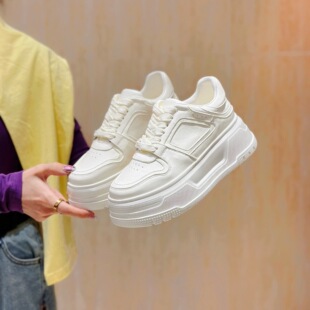 舒适轻便小白鞋 2026春新款 女 休闲鞋 百搭厚底甜美6cm真皮时尚