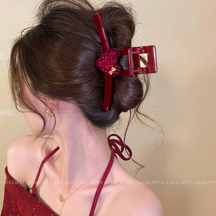 新年红双面满钻爱心抓夹女高级感2026新款巨好看的盘发鲨鱼夹发夹
