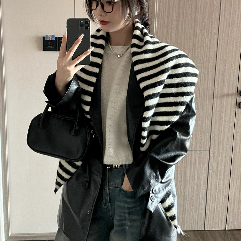 韩版百搭羊毛混纺针织条纹三角巾秋冬新款外搭坎肩女气质百搭围巾