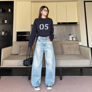 12平方立体剪裁鼓包设计感弯刀牛仔裤 女2026松弛感显瘦阔腿扭缝裤