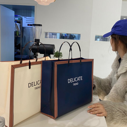 pvc新款手提免税店袋高档