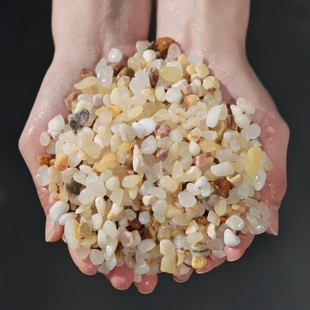 天然石子鱼缸底沙片岩景观石溪流石原生态石砂松皮水冲石头小石子